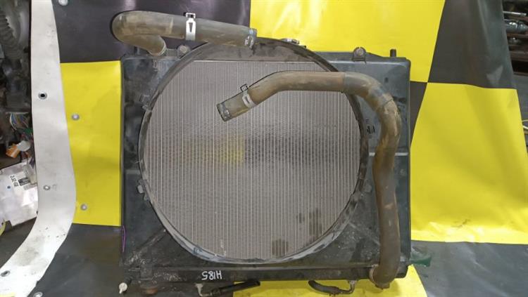 Радиатор основной Мицубиси Паджеро в Белово 105204