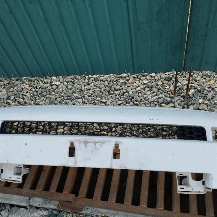 Решетка радиатора Тойота ББ в Белово 87564
